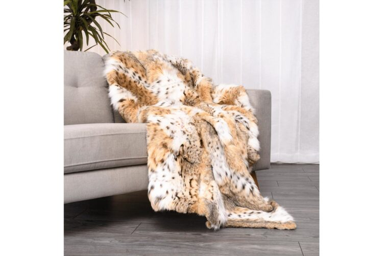 Bobcat Blanket